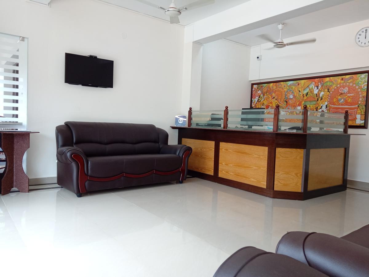 טריואנדרום Greenfield Inn מראה חיצוני תמונה